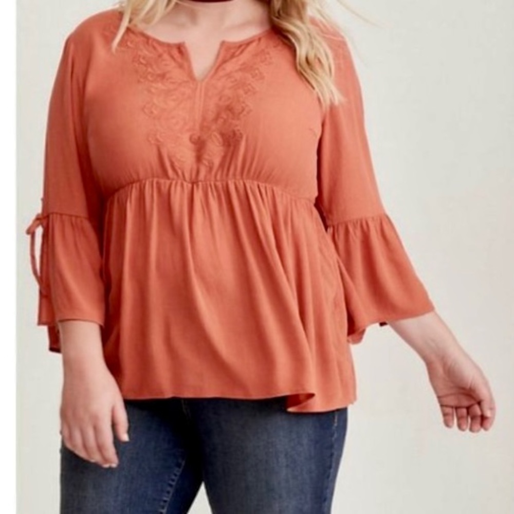 Torrid Bell Sleeve Peasant Blouse Women’s Size 1X Crochet Neckline Babydoll Boho